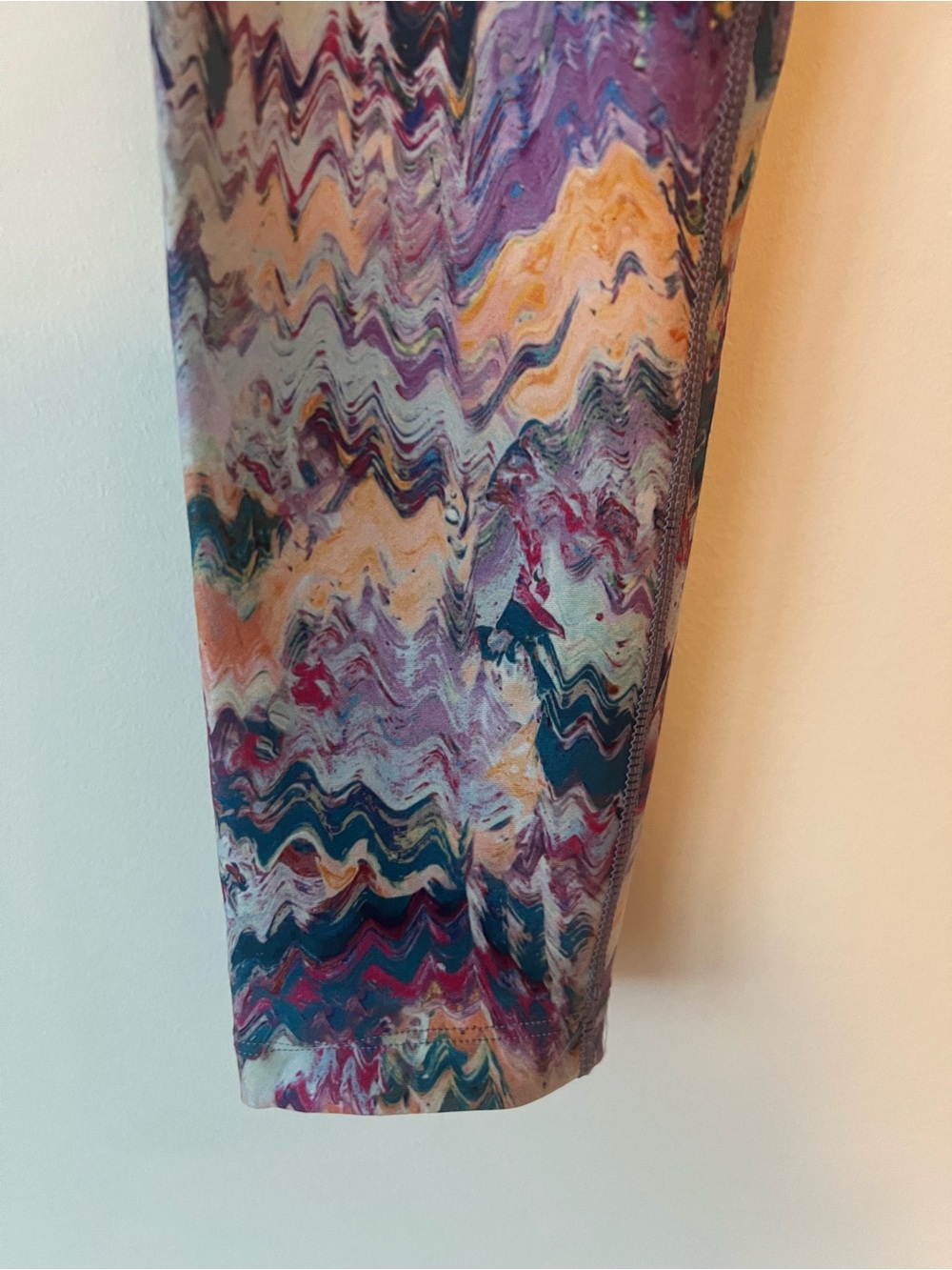 Peloton Patterned Leggings – Multicolor, Size Small - Picture 5 of 7